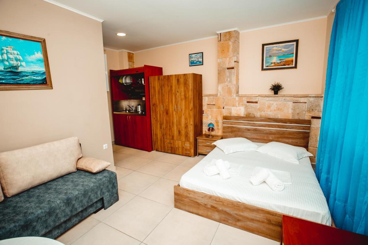 Golden Residence Family Resort Pefkochori Ngoại thất bức ảnh