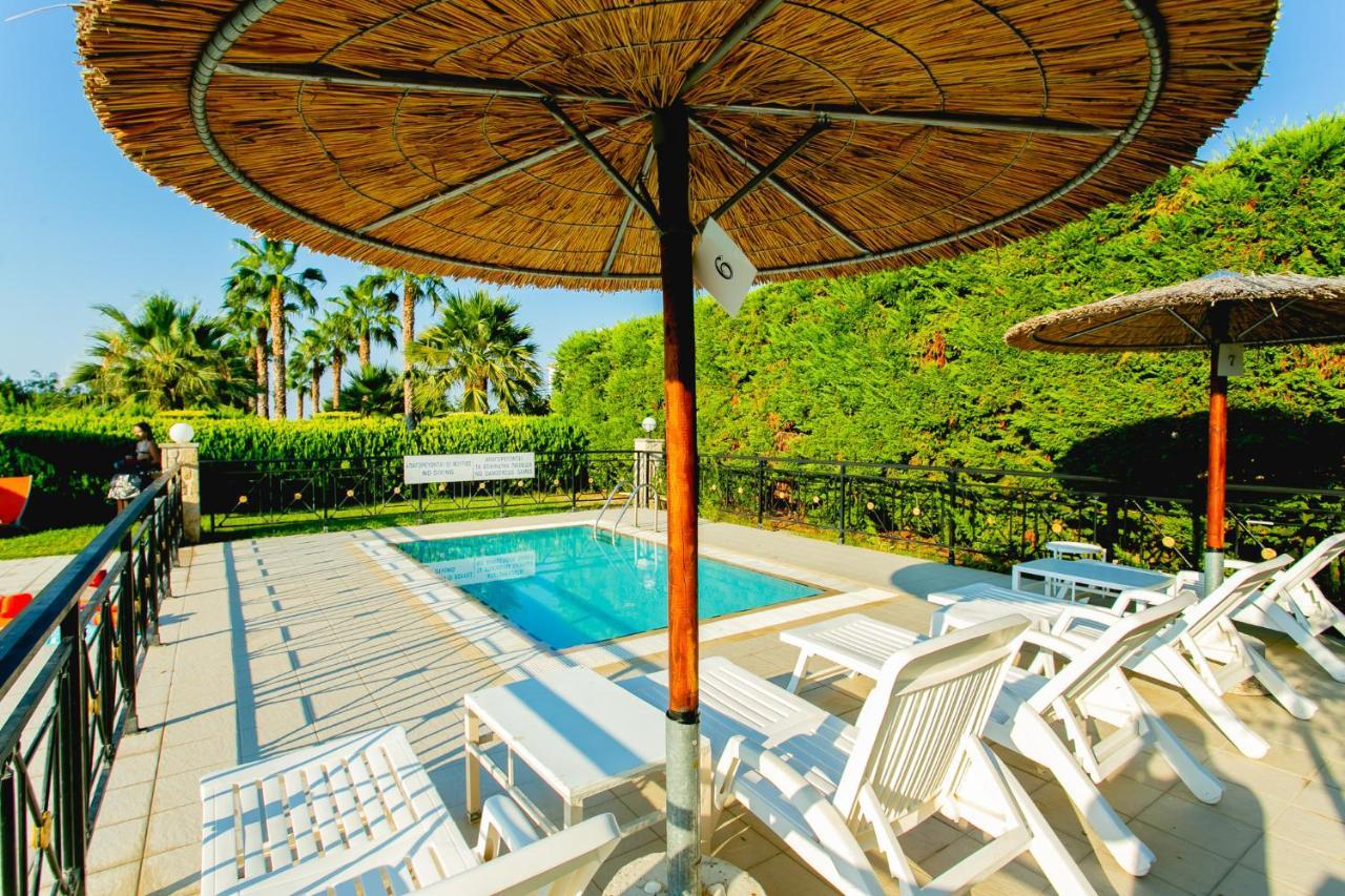 Golden Residence Family Resort Pefkochori Ngoại thất bức ảnh