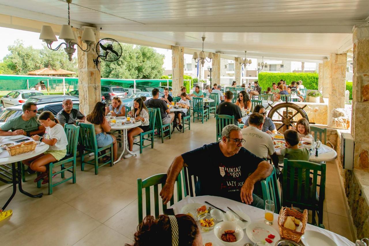 Golden Residence Family Resort Pefkochori Ngoại thất bức ảnh