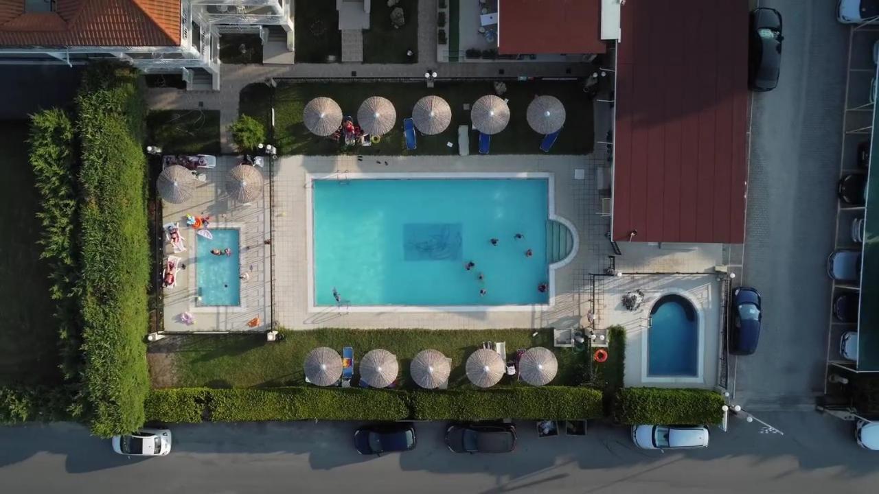 Golden Residence Family Resort Pefkochori Ngoại thất bức ảnh