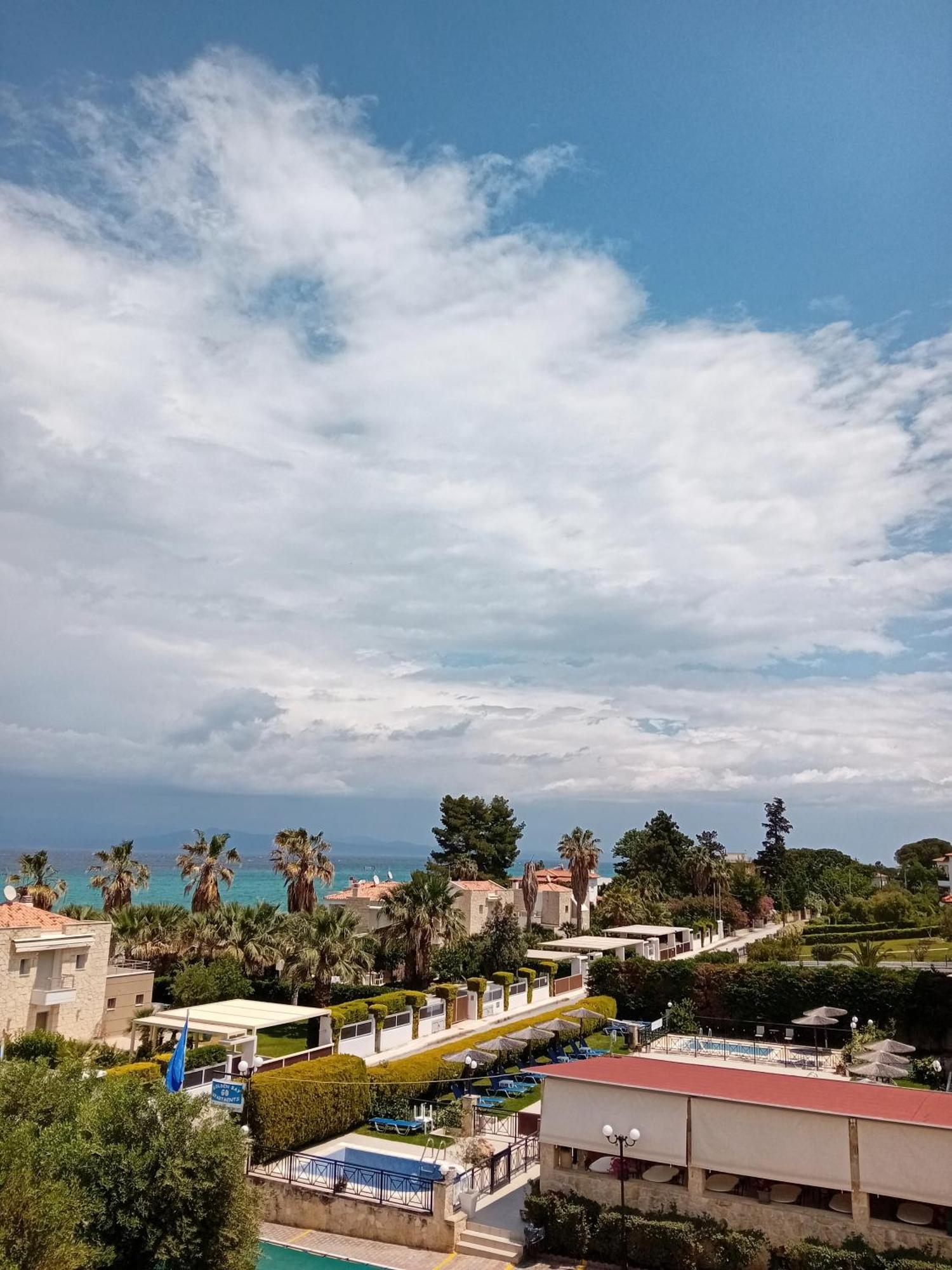Golden Residence Family Resort Pefkochori Ngoại thất bức ảnh