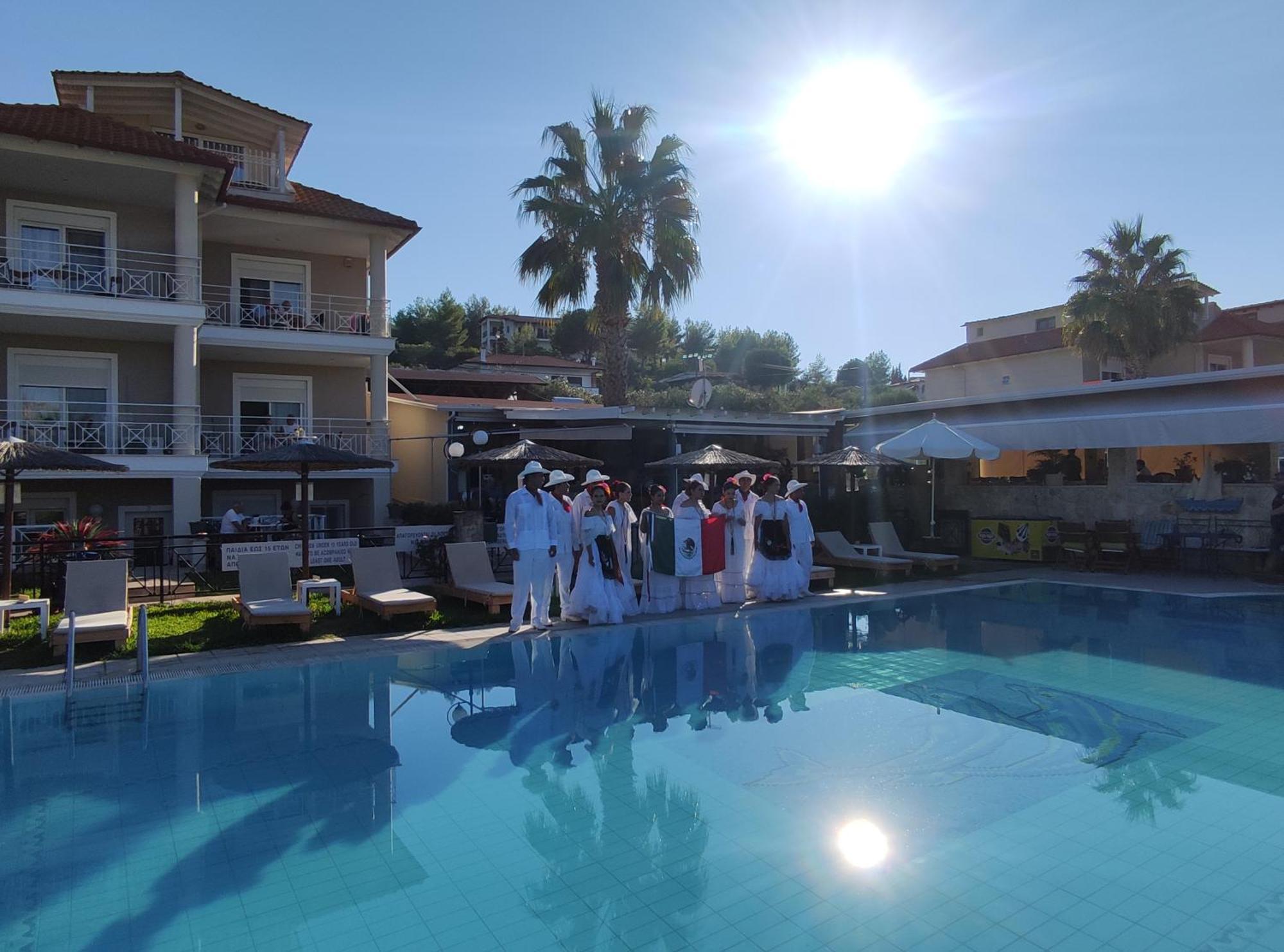 Golden Residence Family Resort Pefkochori Ngoại thất bức ảnh